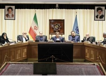 بررسی پیشنهادهایی برای تسهیل واردات کالاهای اساسی/ اقدامات لازم برای نظارت بر بازار