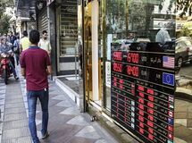 معمای برابری ریال و ارز؛ از اصلاح ساختار صرافی‌ها تا هاب صادرات مجدد