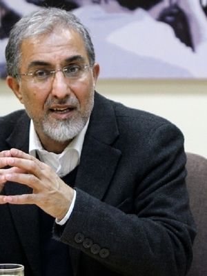 مجلس و دولت تامین کننده منافع قشر خاص!