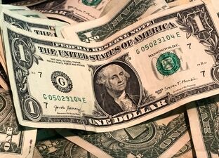 قیمت دلار امروز پنجشنبه 1 مرداد 1405