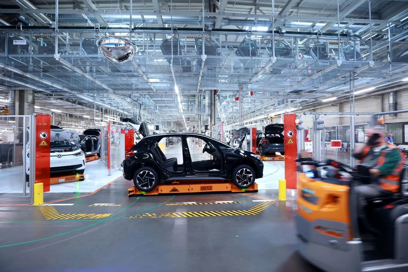 زنگ خطر برای بزرگ‌ترین اقتصاد اروپا؛ سقوط تولید صنعتی و هشدار بوندس‌بانک

