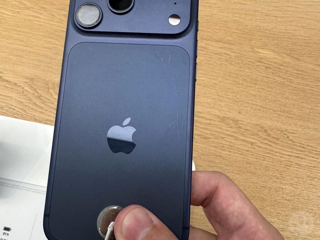 بحران خط و خش روی آیفون ۱۷/ چرا اپل از تیتانیوم به آلومینیوم برگشت؟
