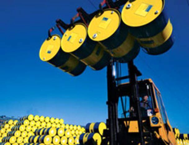 آژانس بین‌المللی انرژی اعلام کرد: حجم صادرات نفت ایران به میزان قبل از توافق هسته‌ای ژنو بازگشت