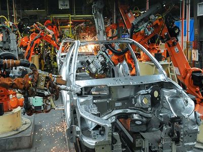هیچ ضوابطی برای کنترل بازار قطعات یدکی کشور وجود ندارد