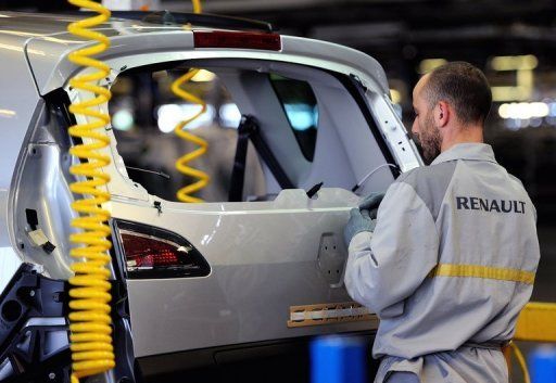 شرکت "رنو" برای صادرات بیشتر به ایران، تولیدات خود را افزایش می‌دهد