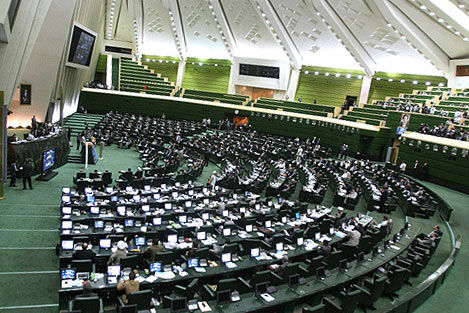 نحوه فروش سهام ایران‌خودرو فردا در مجلس بررسی می‌شود