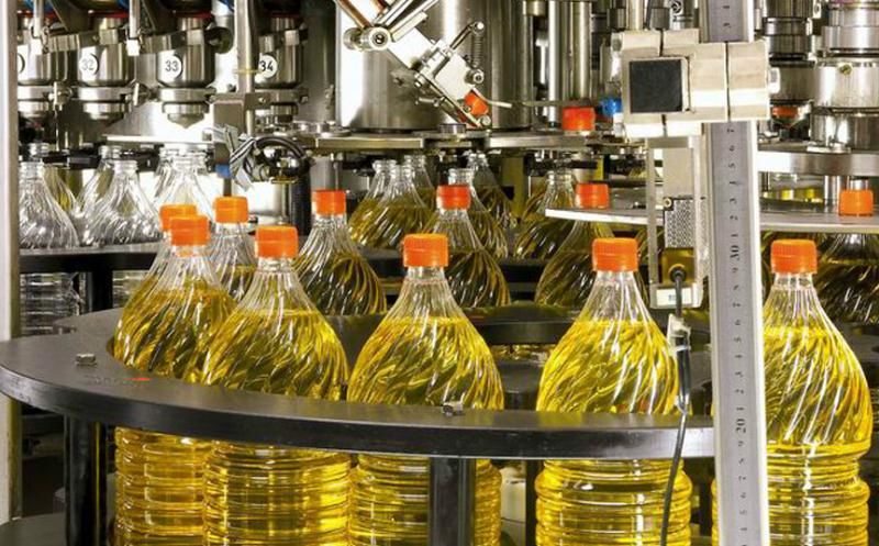 تنظیم بازار روغن نباتی به انجمن صنفی روغن نباتی ایران سپرده شد