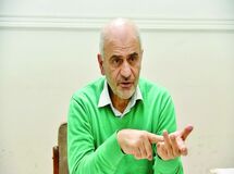رشد ۳۰ هزار برابری نرخ دلار با وجود تزریق ۴۵۰ میلیارد دلار