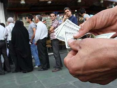قیمت دلار در بازار 5 تومان افزایش یافت