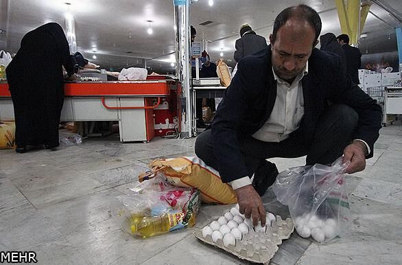 تعاونی‌های مصرف در توزیع سبد کالای امنیت غذایی مشارکت می‌کنند
