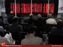 کارگزار بورس: دولت یازدهم با بالا بردن سطح توقعات، بازار را دچار تلاطم کرد