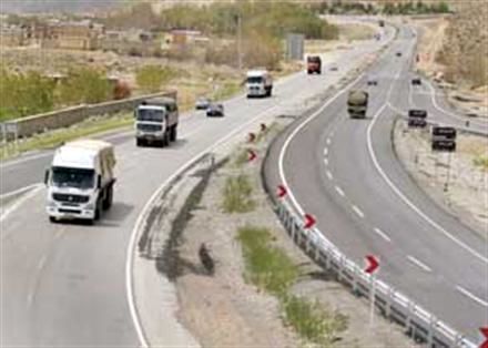 "توسعه متوازن شهری بدون ایجاد زیرساخت‌های مناسب حمل‌‌ونقل امکان‌‌پذیر نیست"