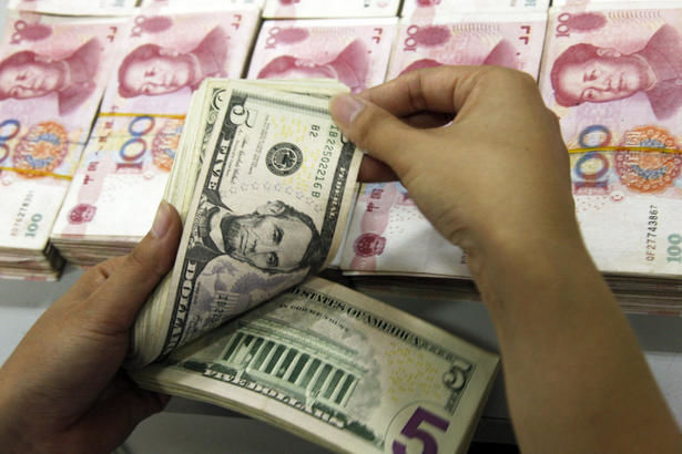 بهای دلار در بازار سه تومان افزایش یافت