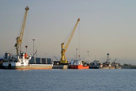 صفری: تاکنون هیچ تغییری در کاهش تحریم‌های دریایی ایران رخ نداده است