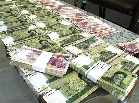 "درآمد دولت در نیمه اول سال  به 35 هزار میلیارد تومان رسید"