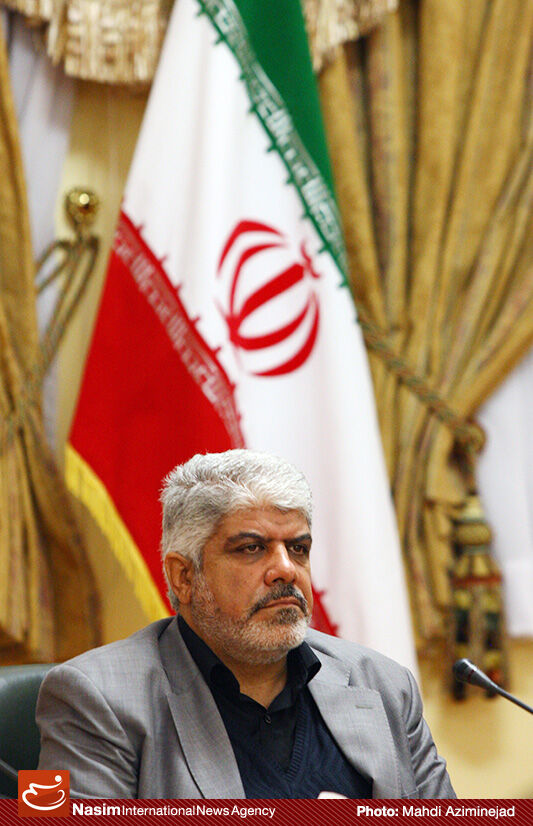 رجایی: وزارت بهداشت حق ندارد با جار و جنجال درباره سلامت مواد غذایی ذهن آنها را خراب کند