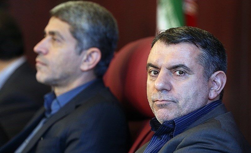 رئیس‌ سازمان خصوصی‌سازی: : برگه‌های سهام عدالتی که در اختیار مشمولان است رسید ثبت نام است