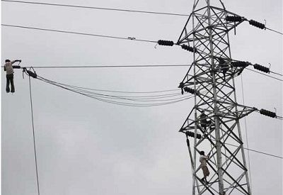 مدیرعامل توانیر: مشکل خاصی در شبکه برق وجود ندارد