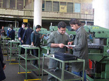 مشاور وزیر کار: بیش از 96 درصد از واحدهای تولیدی زیر 10 نفرند
