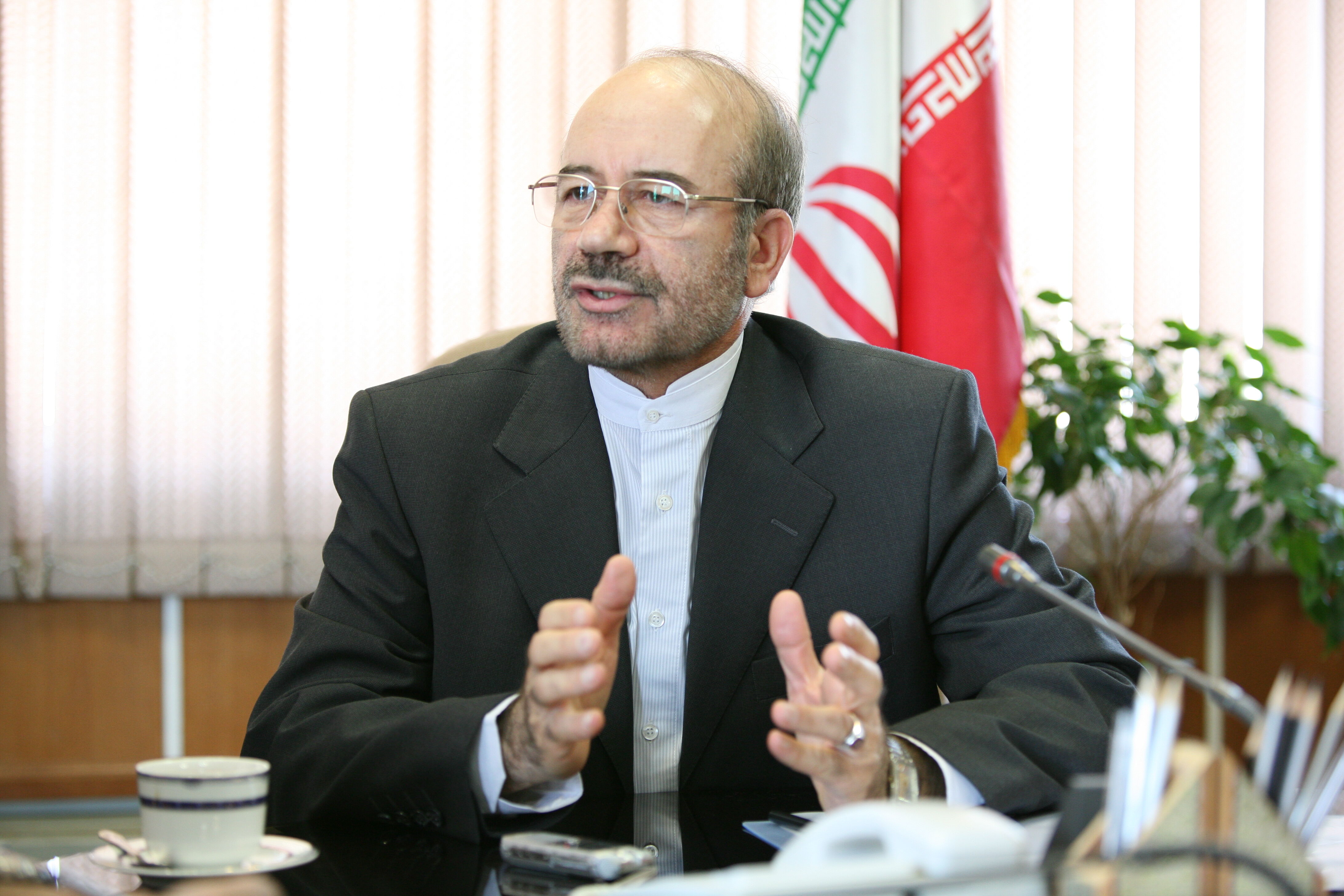 قائم مقام وزیر نیرو: بخش خصوصی 3200 میلیارد تومان برای آب و فاضلاب سرمایه گذاری می‌کند