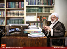 مصباحیمقدم: دولت برای اجرای اقتصاد مقاومتی بودجه دیگری بنویسد