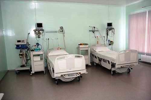 بیمارستان 140 تختخوابی طبس با حضور آخوندی به بهره‌ برداری رسید