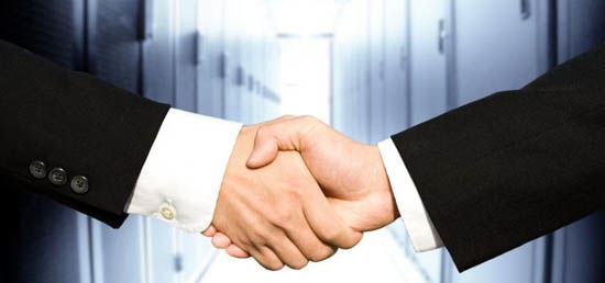 تفاهم نامه تبادل الکترونیکی اطلاعات میان گمرک و سازمان تجارت منعقد شد