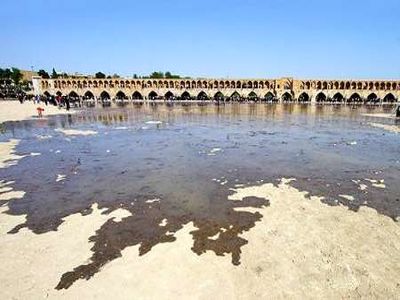 "شورای‌عالی آب بارگذاری مصرف جدید در حوضه زاینده‌رود را ممنوع کرد"