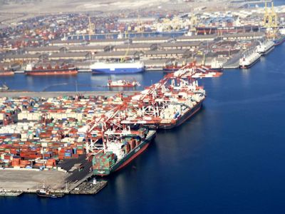 وزیر راه و شهرسازی: ظرفیت بندر شهید رجایی به 150 میلیون تن افزایش می‌یابد