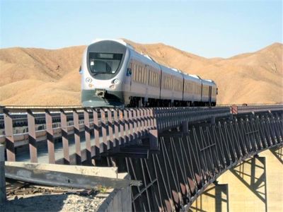 سرمایه‌گذران حوزه ریلی از معافیت ۱۰۰ میلیون تومانی پرداخت حق دسترسی برخوردار هستند