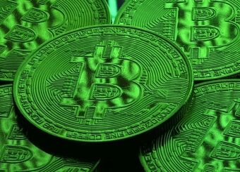 آخرین قیمت رمزارز‌ها در جهان شنبه ۱۲ مهر ۱۴۰۴
