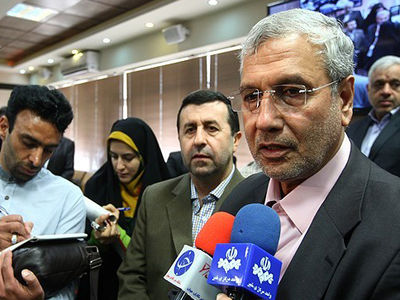 ربیعی: دستمزد سال ۹۴ کارگران با توجه به وضعیت صنعت تعیین شد