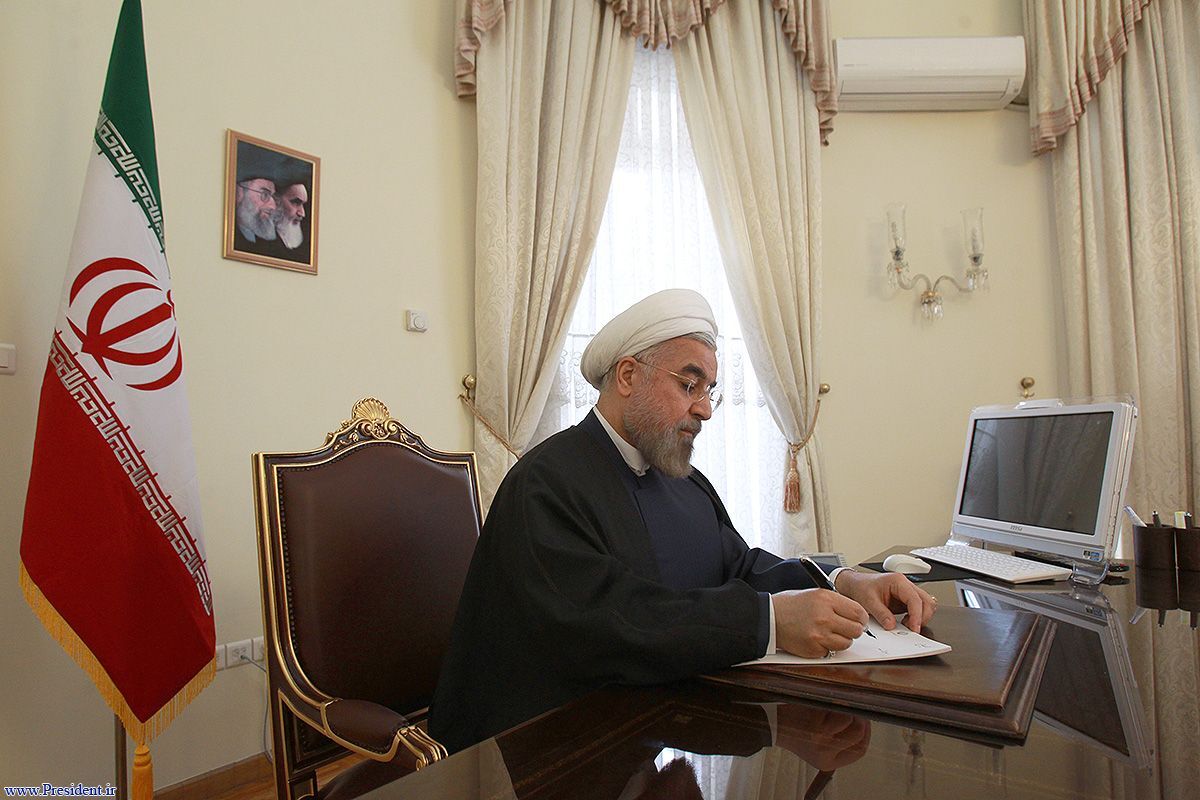 روحانی قانون بودجه سال 94 را برای اجرا ابلاغ کرد