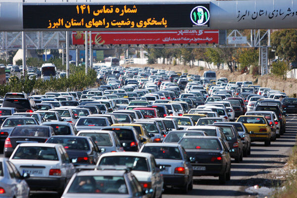 محورهای استان‌های البرز، مازندران و تهران نیمه سنگین و سنگین گزارش شد