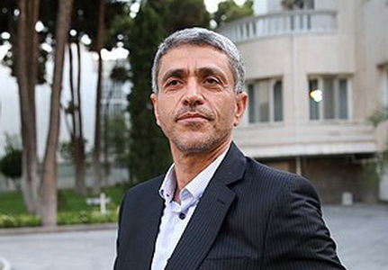 کارت‌‌های زرد وزیر اقتصاد در عدد 2 باقی ماند