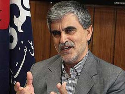 مدیر امور بین‌الملل شرکت نفت: بخش خصوصی در فروش نفت دلالی می‌کند