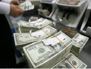 نرخ دلار امریکا در بازار 10 تومان کاهش یافت