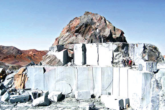 رئیس انجمن سنگ: سنگ‌های ترئینی چینی در انبارهای داخلی دپو شده است