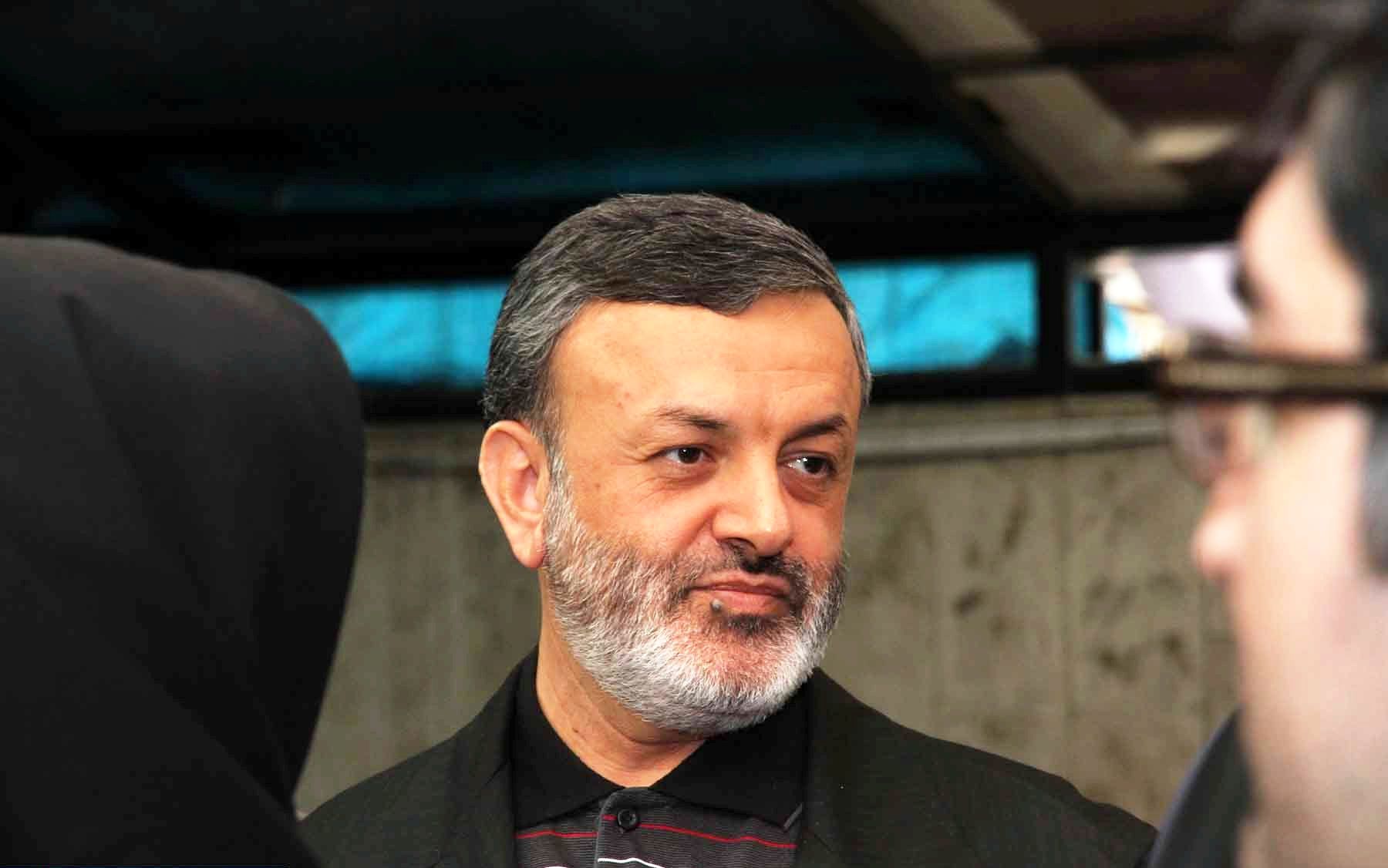 وزیر کشاورزی دولت نهم: عده‌ای می‌خواهند کشاورزی را به بهانه کمبود آب و تحریم تعطیل کنند