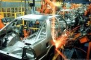 علیلو: برخی نمایندگیها قطعات دسته دوم بر روی خودروهای صفر کیلومتر نصب میکنند