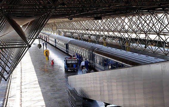 انعقاد قرارداد طراحی ایستگاههای راهآهن با فرانسه
