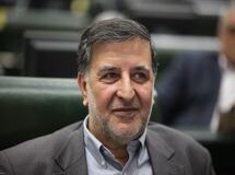 یوسفیان ملا: اظهارات نوبخت درباره   افزایش صادرات نفت با لغو تحریم‌ها مخالف اقتصاد مقاومتی است