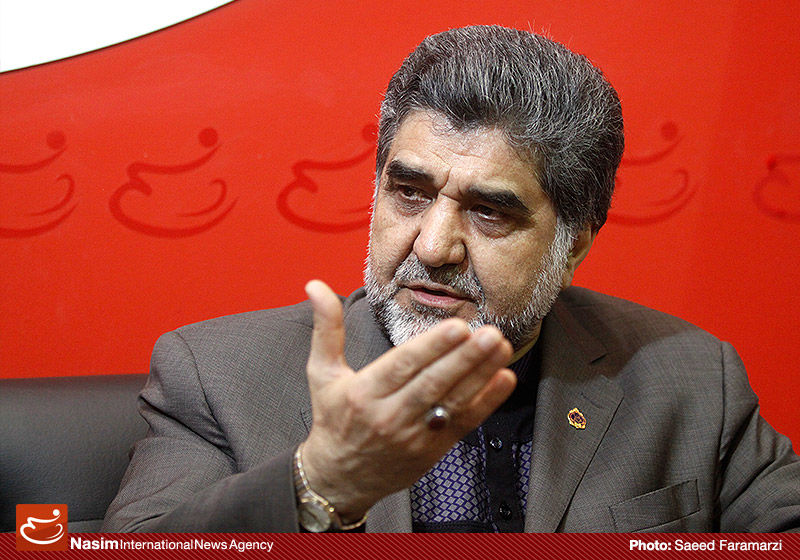 استاندار تهران: نگفته‌ام دارایی بلوکه شده ۱۸۰ میلیارد دلار است