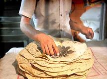 رانت میلیاردی نان در جیب یک عده خاص