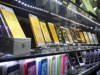 رئیس اتحادیه تلفن همراه مشهد: واردات موبایل  در دست 5 شرکت خاص است