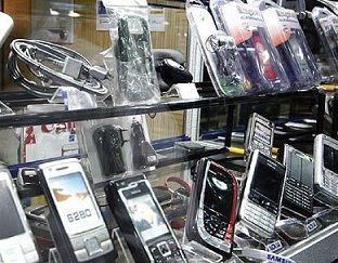 واردات قاچاق گوشی موبایل سالانه 200 میلیون دلار از درآمد دولت را بر باد می‌دهد