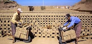 کاهش ظرفیت تولید و تعطیلی دو سوم کارخانه‌های آجرپزی!