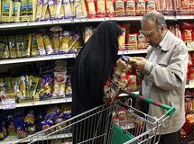 مرکزآمار: علی‌رغم کاهش تورم در نیمه اول امسال، خوراکی‌ها و آشامیدنی‌ها گران شدند