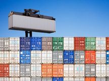 چه کالاهایی از آمریکا وارد می‌شود؟ + جدول