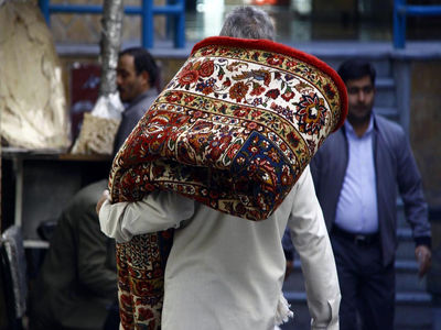 رئیس اتحادیه فرش: منتظریم وزارت صنعت برای مشارکت در خرید کالای اعتباری با ما تماس بگیرد